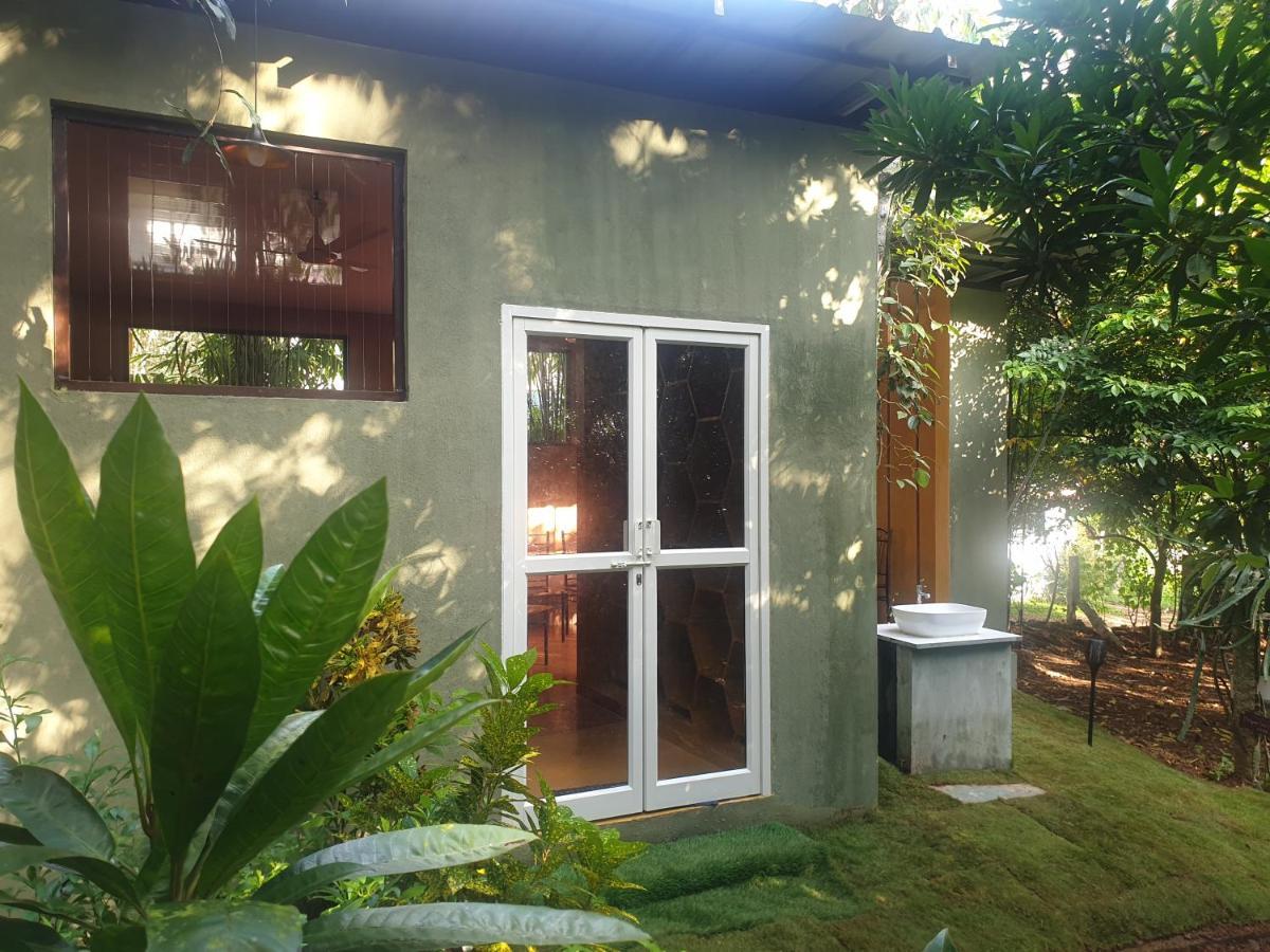 Amritham Holidays Homestay Trivandrum 特里凡得琅 外观 照片