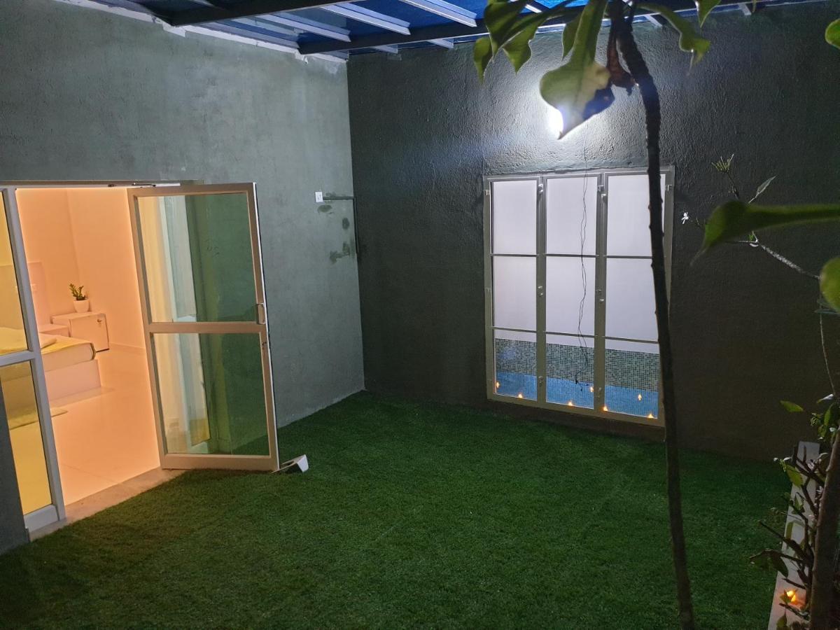Amritham Holidays Homestay Trivandrum 特里凡得琅 外观 照片