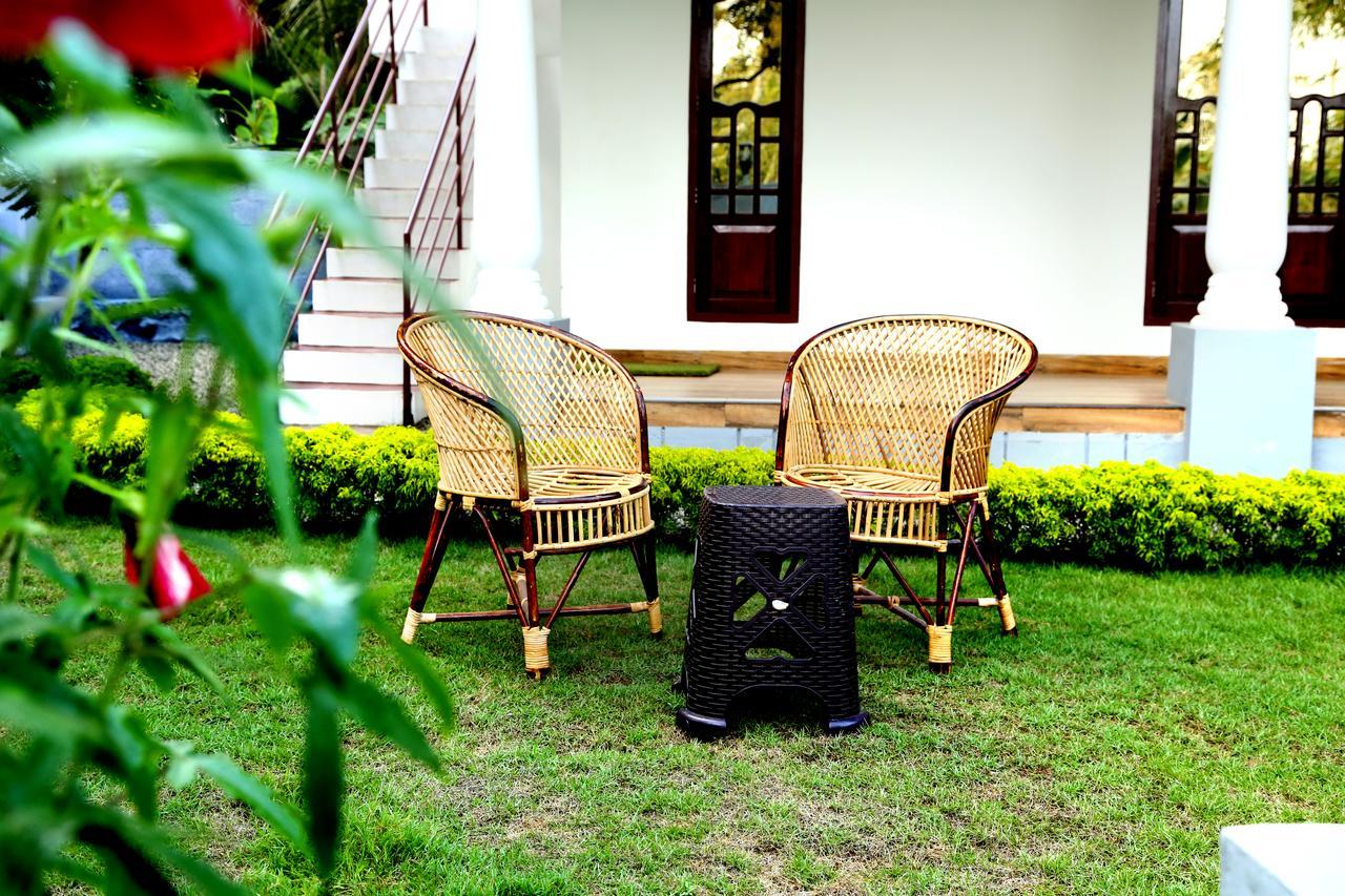 Amritham Holidays Homestay Trivandrum 特里凡得琅 外观 照片